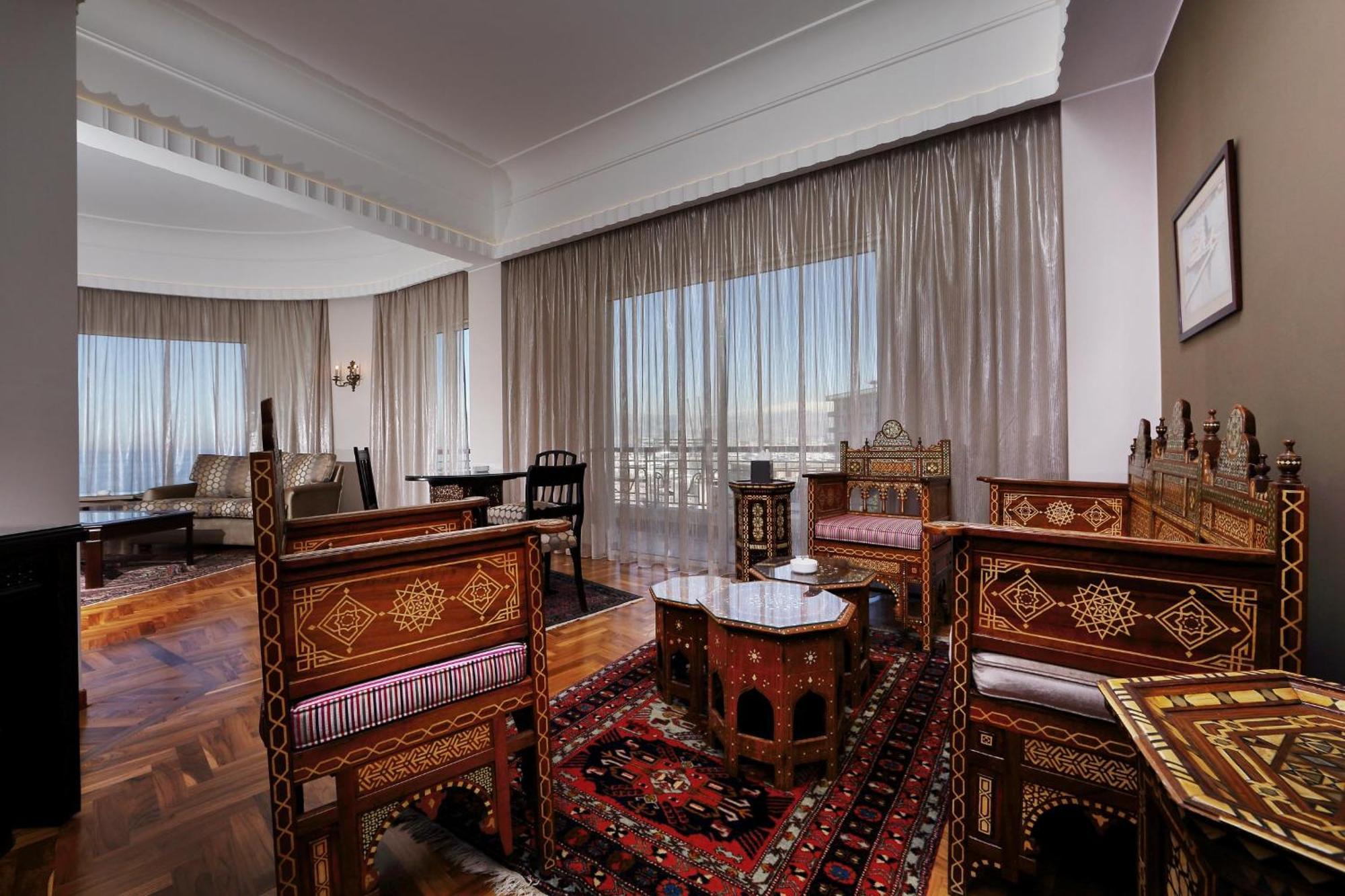 Warwick Palm Beach Hotel Beiroet Kamer foto