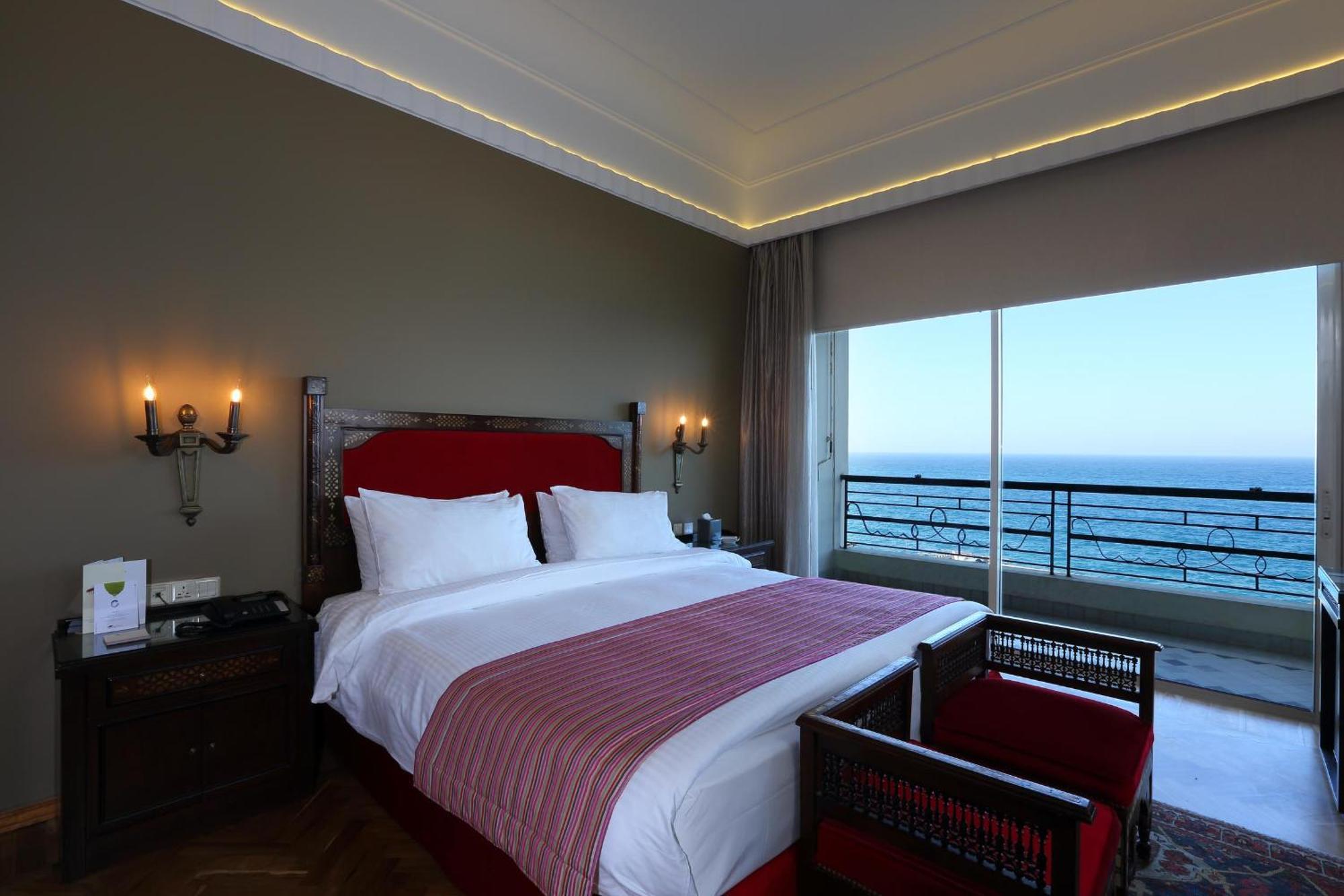 Warwick Palm Beach Hotel Beiroet Kamer foto